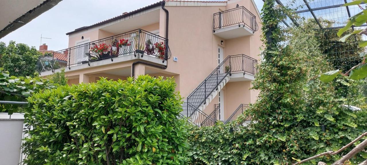 Apartmani Tomislav Крк Экстерьер фото