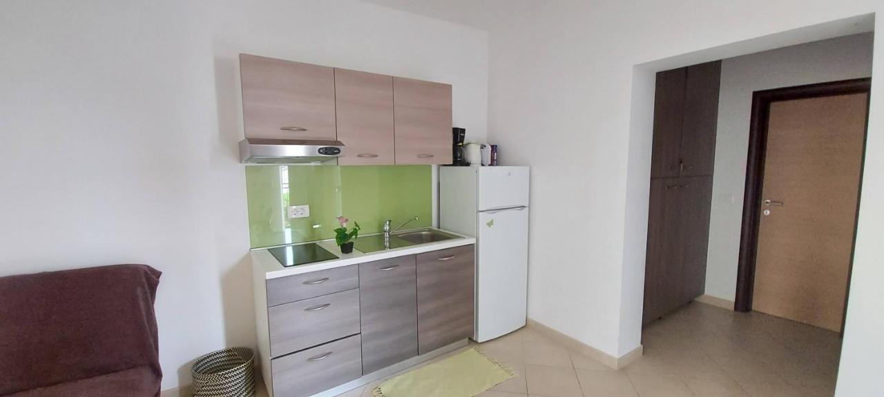 Apartmani Tomislav Крк Экстерьер фото